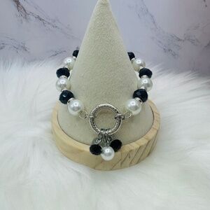 Black & White Domino Fashion Beaded Bracelet
